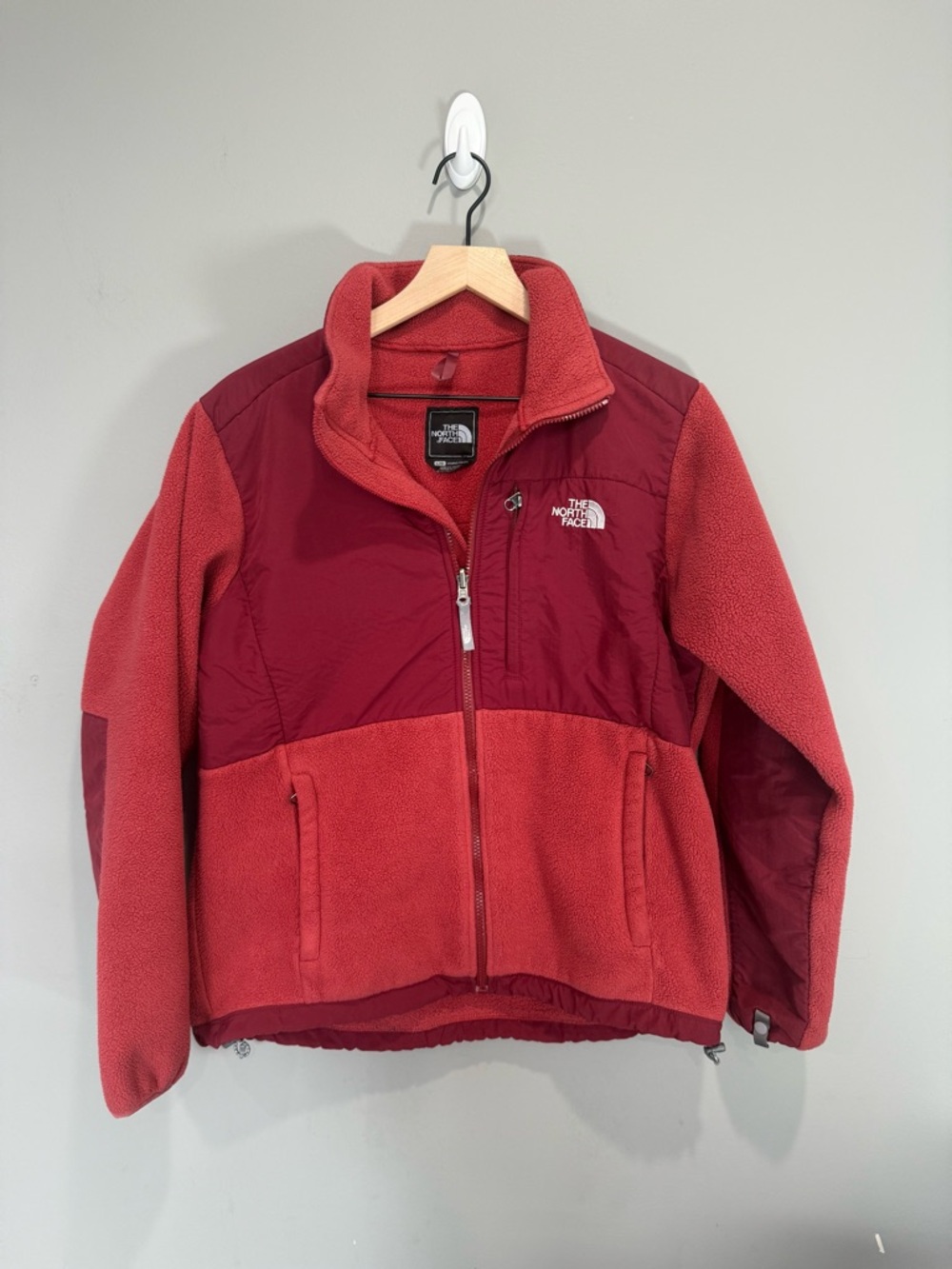 The North Face Two-Tone Red Coral Fleece‎ Denali Jacket Size Large